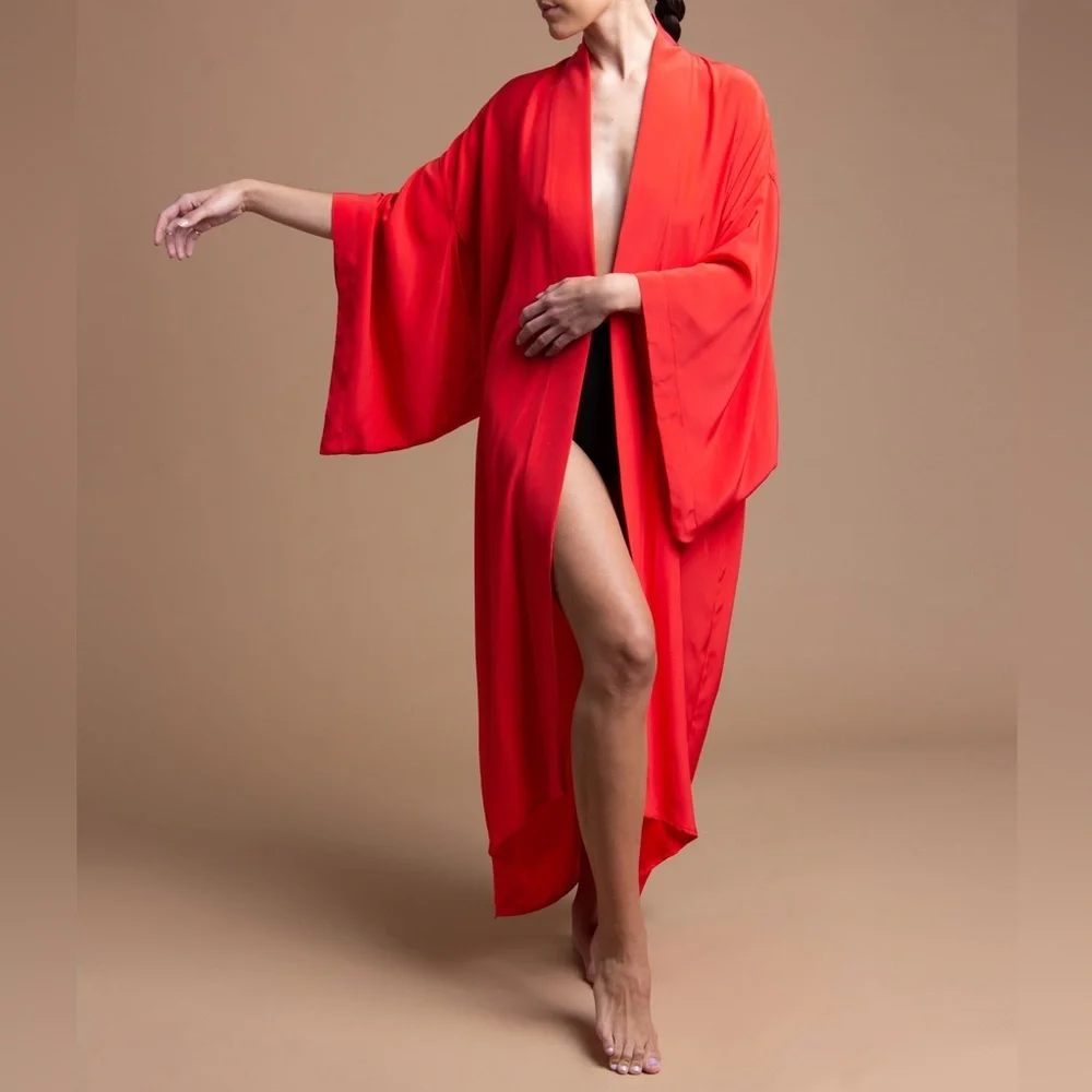 Designer Silk Red Long Kimono Robe NWT 100% Italian Silk One Size Mother’s Day! - Picture 3 of 5